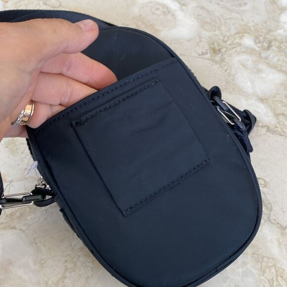 NWOT Lululemon Team Canada Future Legacy Crossbody Bag - Picture 10 of 11